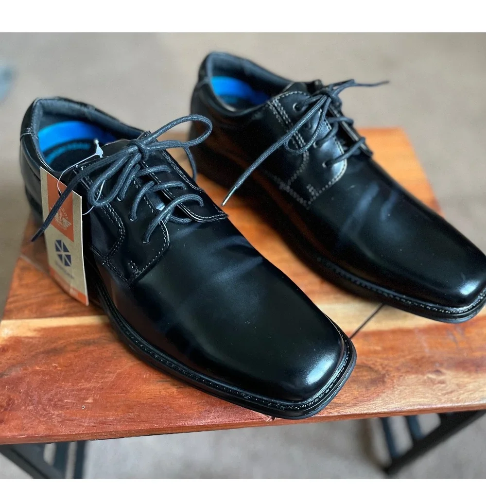 Dockers Irving Mens Black Slip Resistant Memory Foam Oxford Shoes 7M NWT